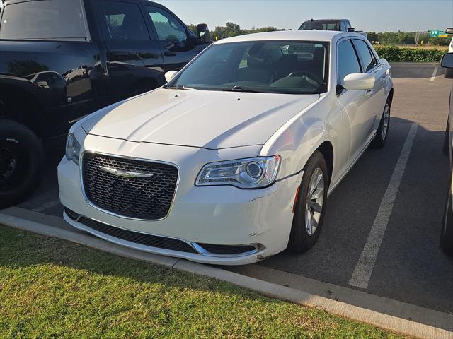2015 Chrysler 300 Limited for sale in Fayetteville, AR