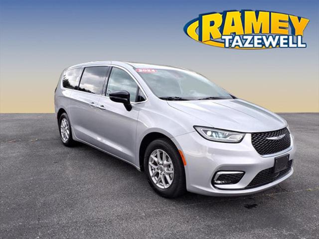 2024 Chrysler Pacifica Touring L 2024 Chrysler Pacifica Touring L