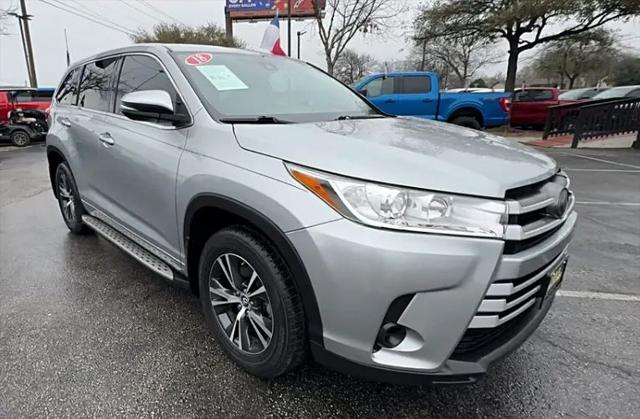 2018 Toyota Highlander LE for sale in Austin, TX
