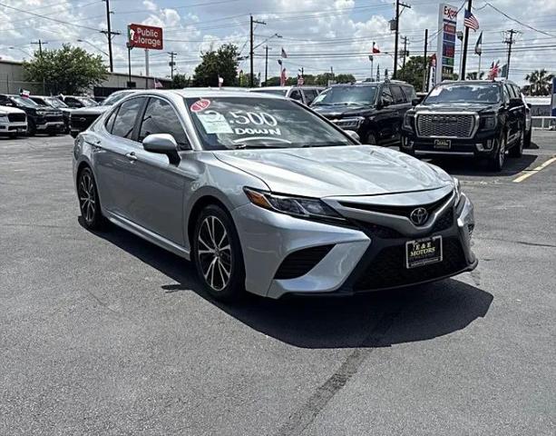 2018 Toyota Camry SE for sale in Austin, TX