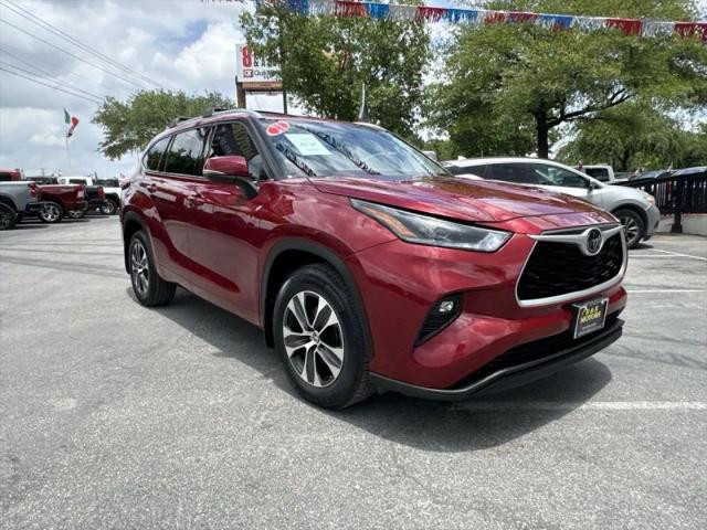 2021 Toyota Highlander XLE for sale in Austin, TX