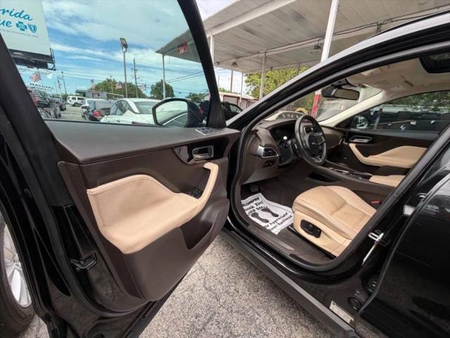2018 Jaguar F-PACE 25t Prestige