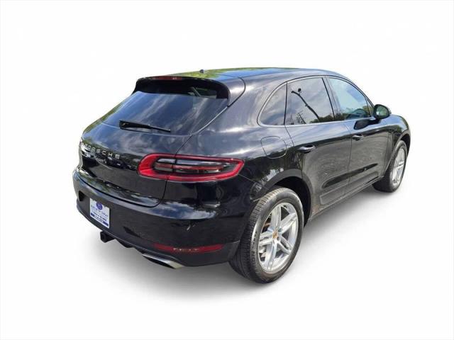 2017 Porsche Macan Base