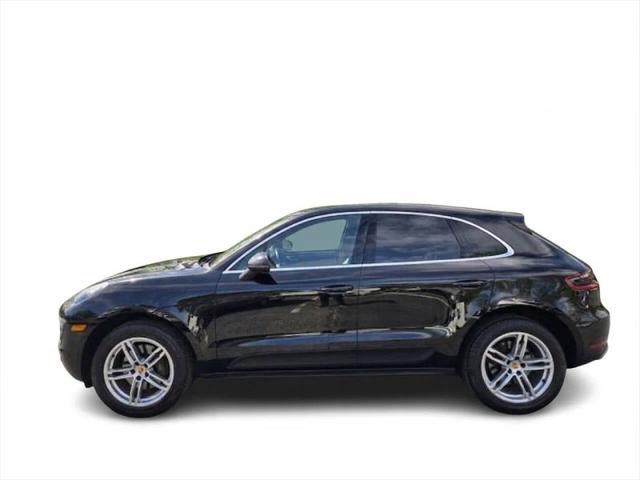 2017 Porsche Macan Base