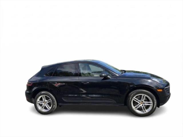 2017 Porsche Macan Base