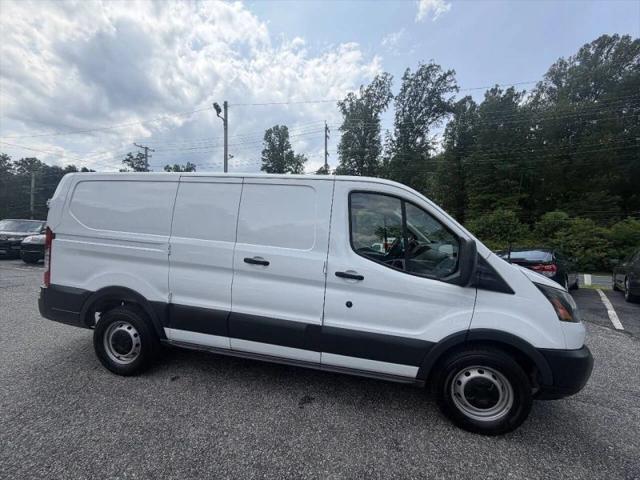 2016 Ford Transit w/60/40 Side Door w/RWB