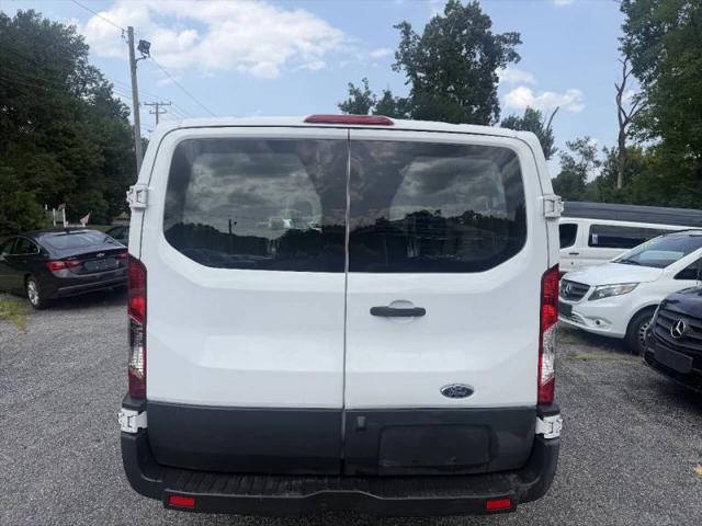 2016 Ford Transit w/60/40 Side Door w/RWB