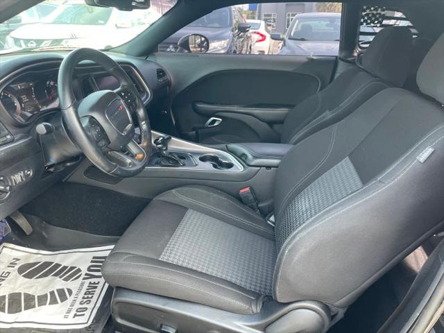 2021 Dodge Challenger SXT