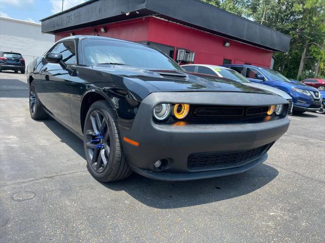 2021 Dodge Challenger SXT