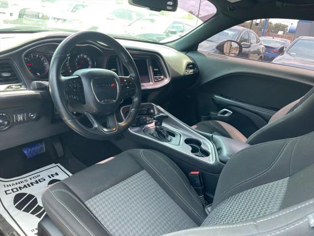 2021 Dodge Challenger SXT