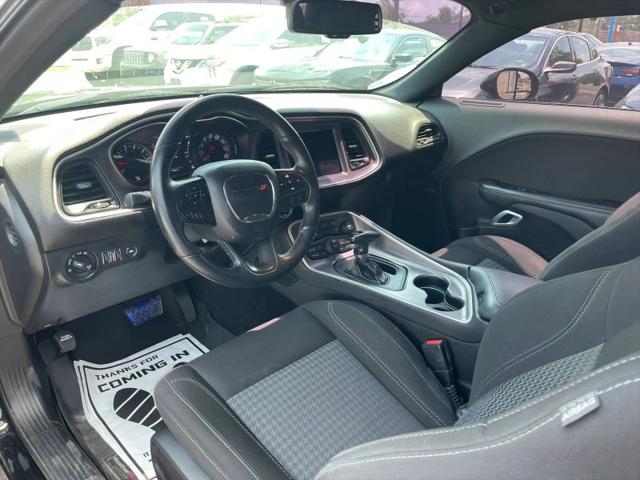 2021 Dodge Challenger SXT