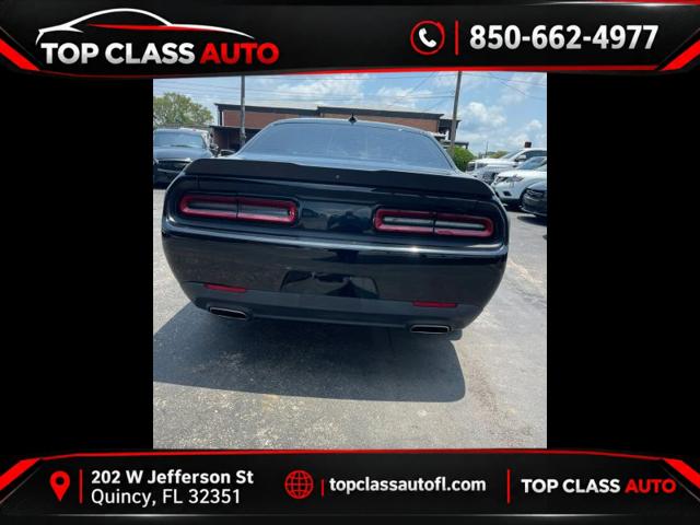 2021 Dodge Challenger SXT