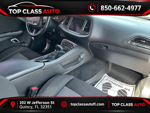 2021 Dodge Challenger SXT