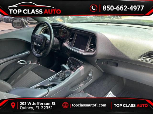 2021 Dodge Challenger SXT