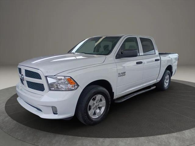 2017 Ram 1500 Express Crew Cab 4x4 5'7" Box for sale in Knoxville, TN