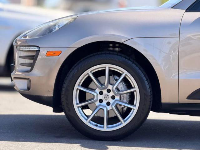 2016 Porsche Macan S