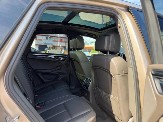 2016 Porsche Macan S
