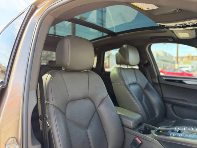 2016 Porsche Macan S
