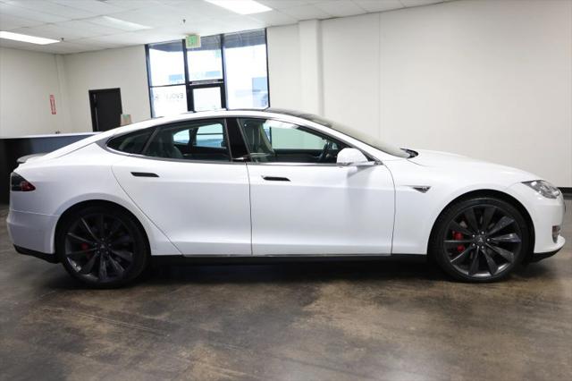 2015 Tesla Model S P85D