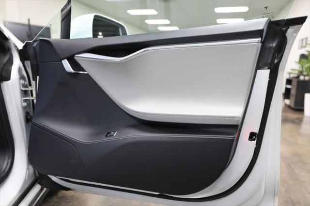 2015 Tesla Model S P85D