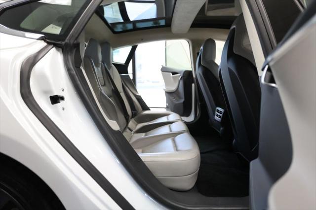 2015 Tesla Model S P85D