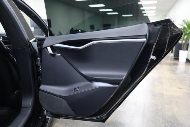 2016 Tesla Model S 75D