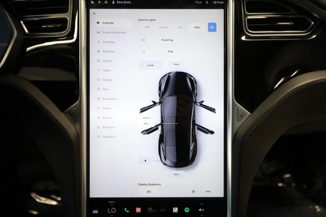 2016 Tesla Model S 75D