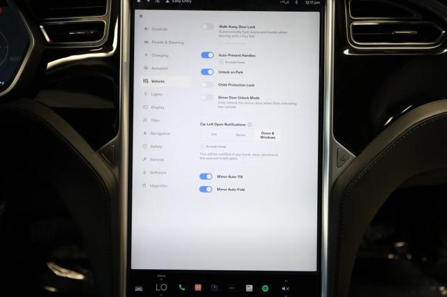 2016 Tesla Model S 75D