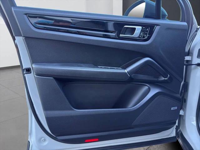 2020 Porsche Cayenne Base