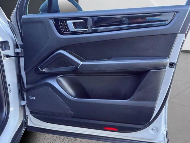 2020 Porsche Cayenne Base