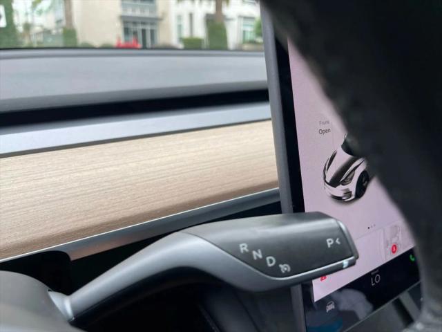 2021 Tesla Model 3 Standard Range Plus Rear-Wheel Drive