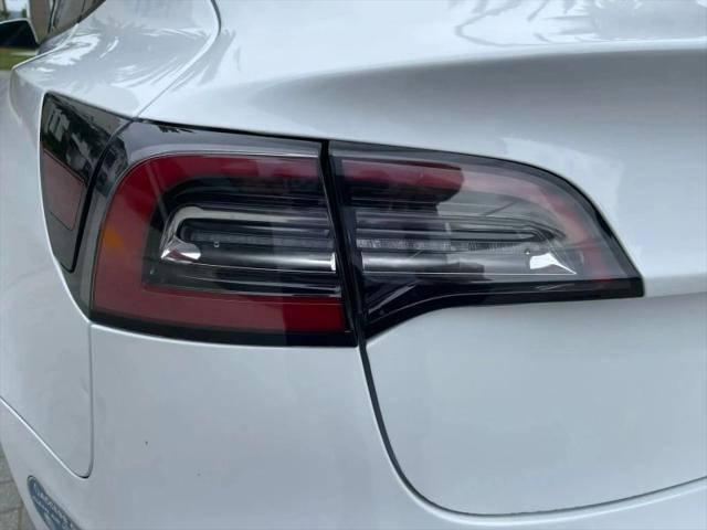 2021 Tesla Model 3 Standard Range Plus Rear-Wheel Drive