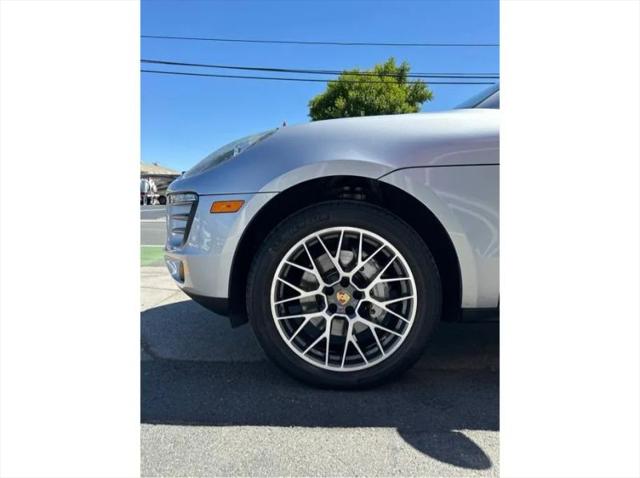 2016 Porsche Macan S