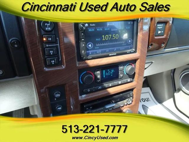 2004 HUMMER H2 Base