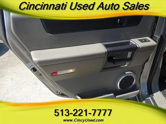 2004 HUMMER H2 Base