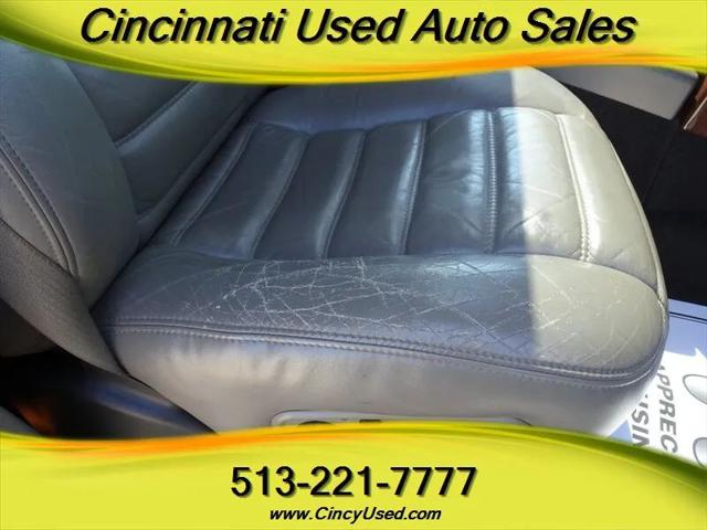 2004 HUMMER H2 Base
