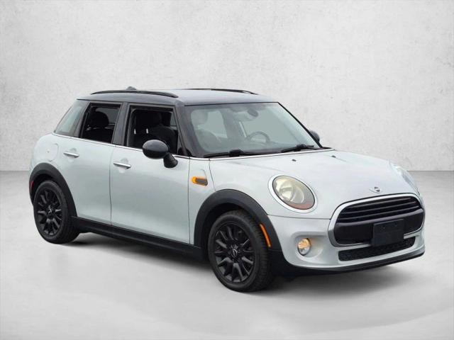 2016 MINI Hardtop Cooper