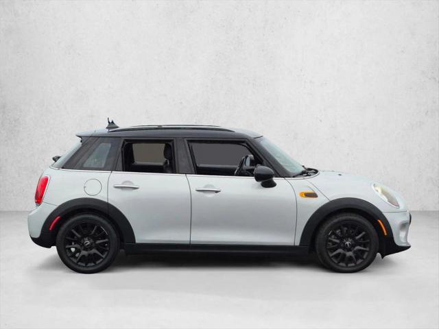 2016 MINI Hardtop Cooper