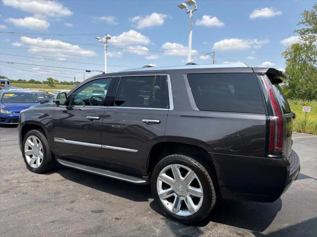 2016 Cadillac Escalade Luxury Collection