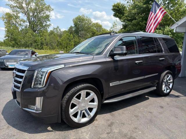 2016 Cadillac Escalade Luxury Collection