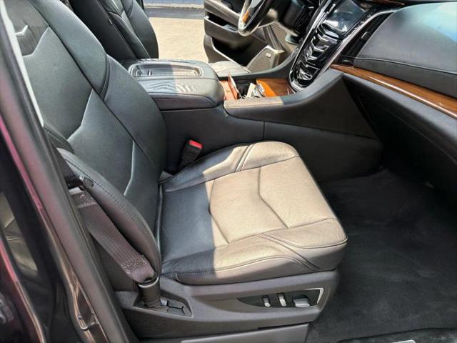 2016 Cadillac Escalade Luxury Collection