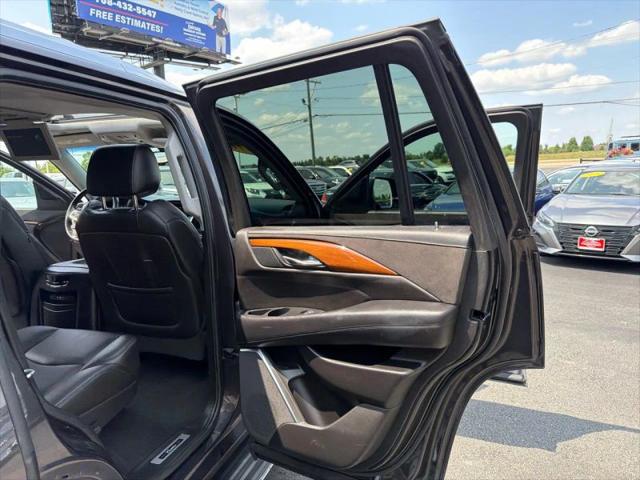 2016 Cadillac Escalade Luxury Collection