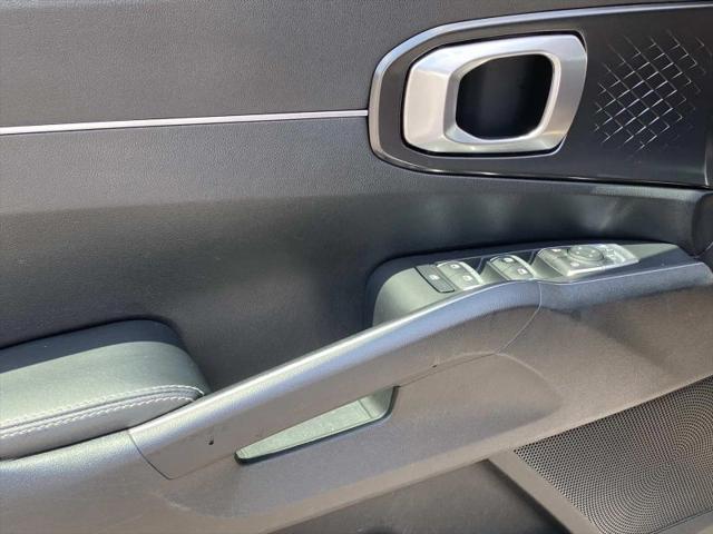 2021 Kia Sorento LX