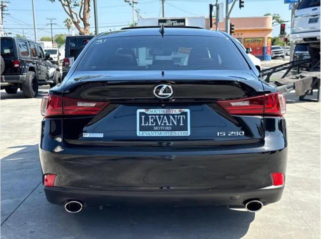 2015 Lexus IS 250 Crafted Line