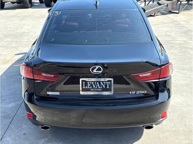 2015 Lexus IS 250 Crafted Line