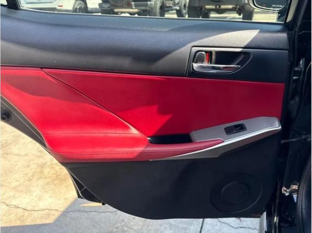 2015 Lexus IS 250 Crafted Line