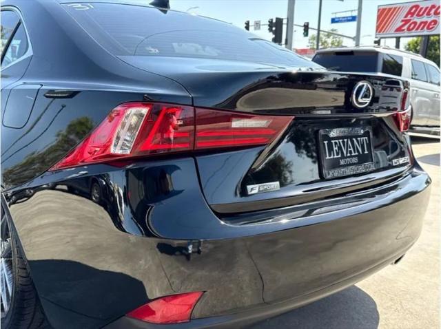 2015 Lexus IS 250 Crafted Line