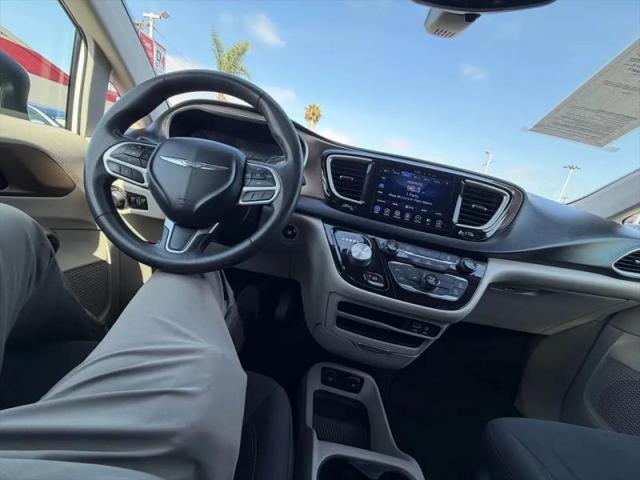 2017 Chrysler Pacifica Touring
