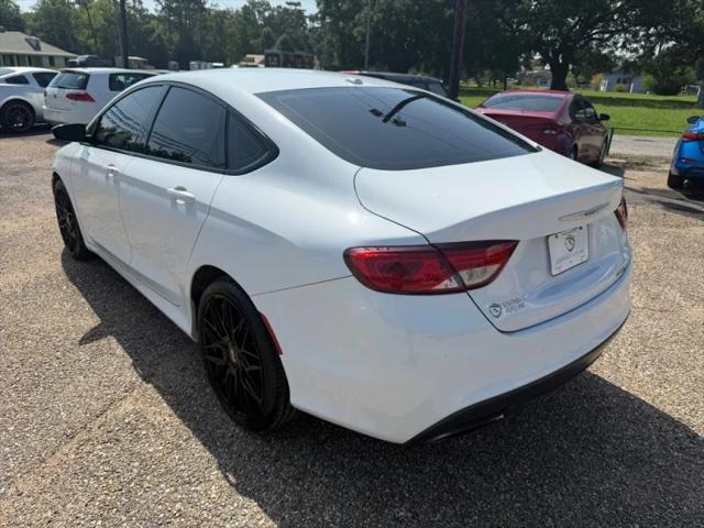 2016 Chrysler 200 S