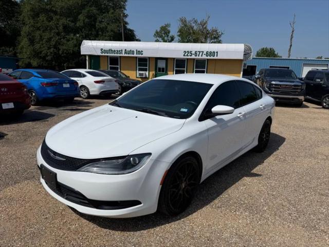2016 Chrysler 200 S